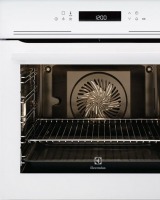 Electrolux EOC5751FOV: Inoveaza-ti bucataria cu noul model de cuptor incorporabil 